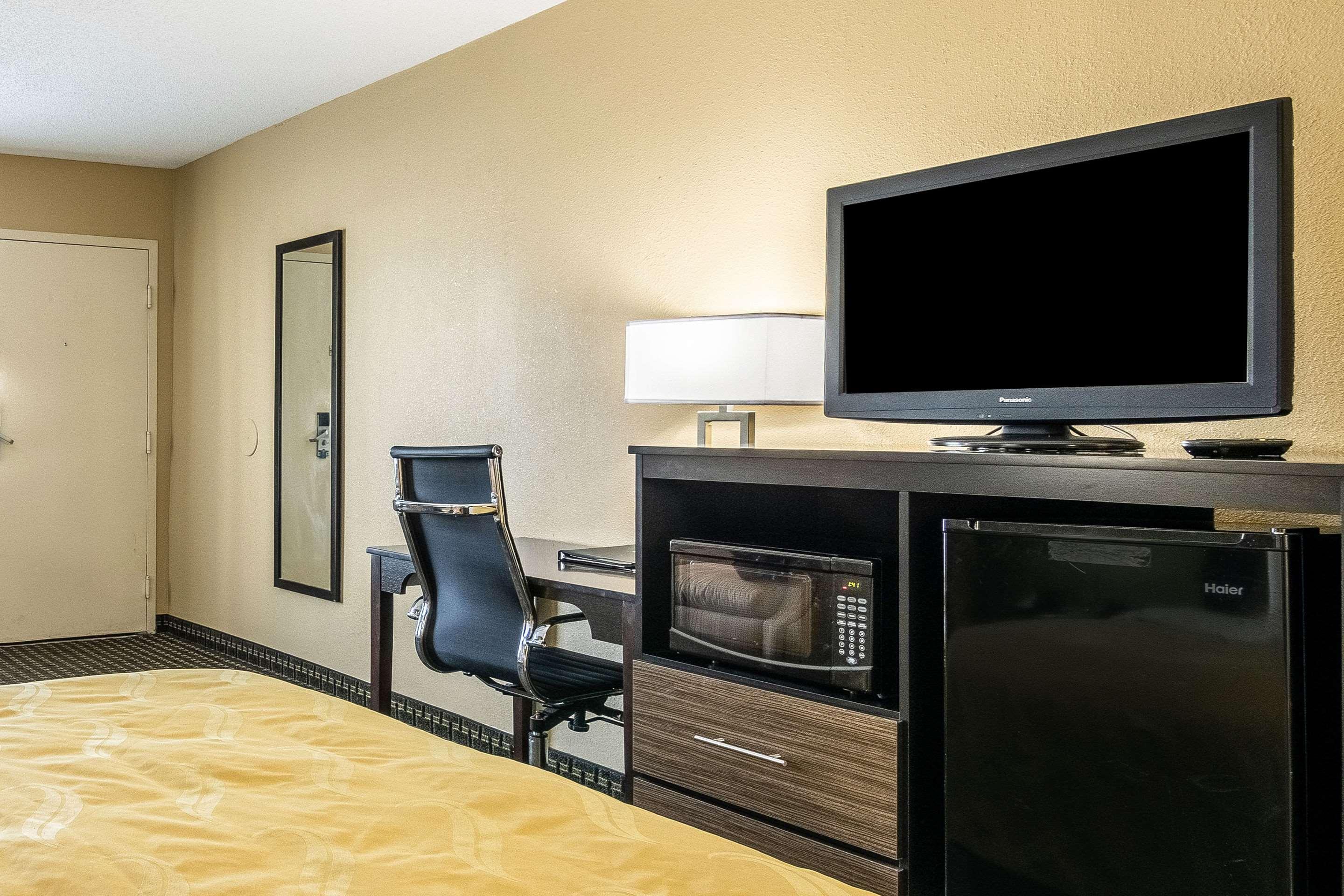 Quality Inn Perry - National Fairgrounds Area Екстер'єр фото