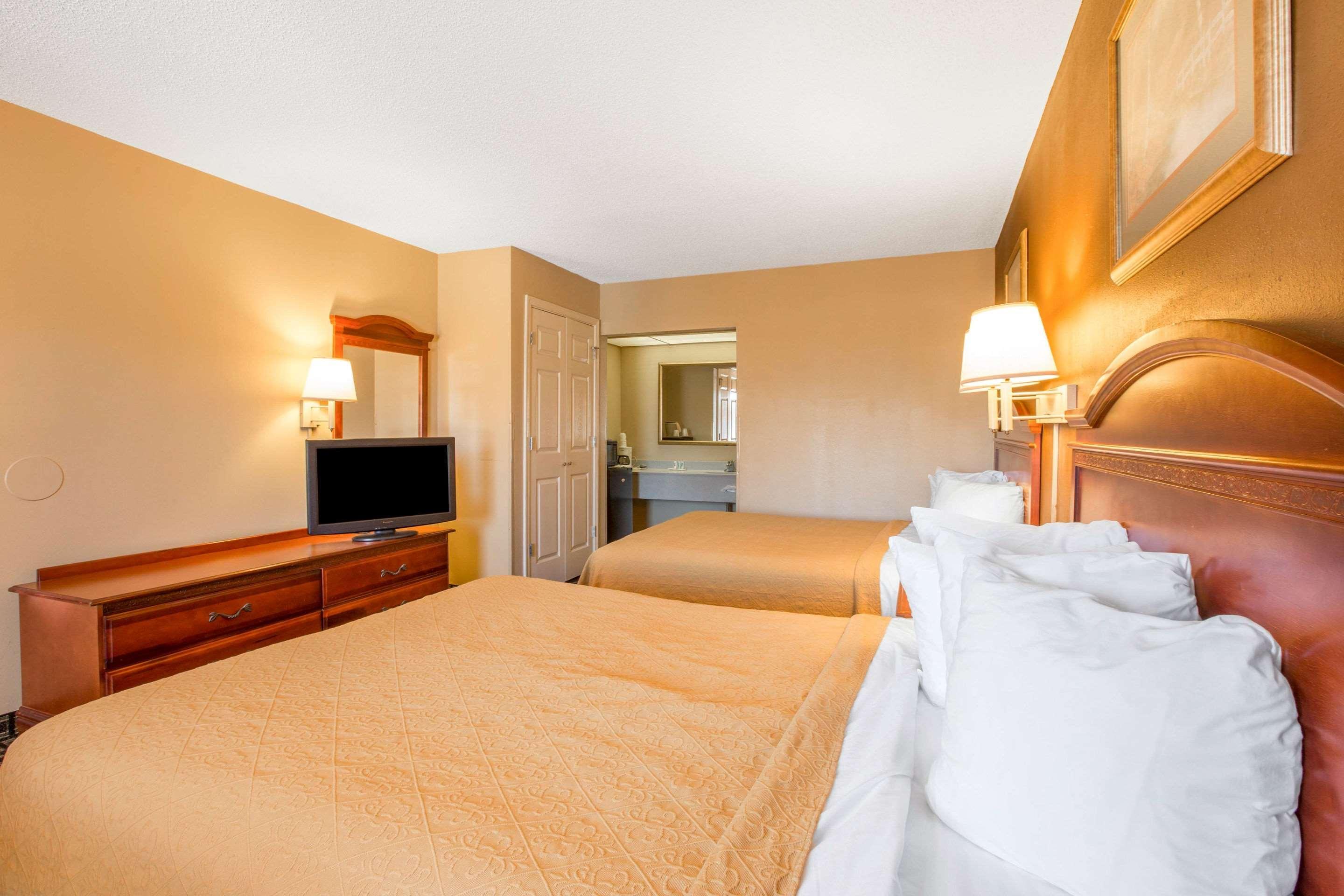 Quality Inn Perry - National Fairgrounds Area Екстер'єр фото