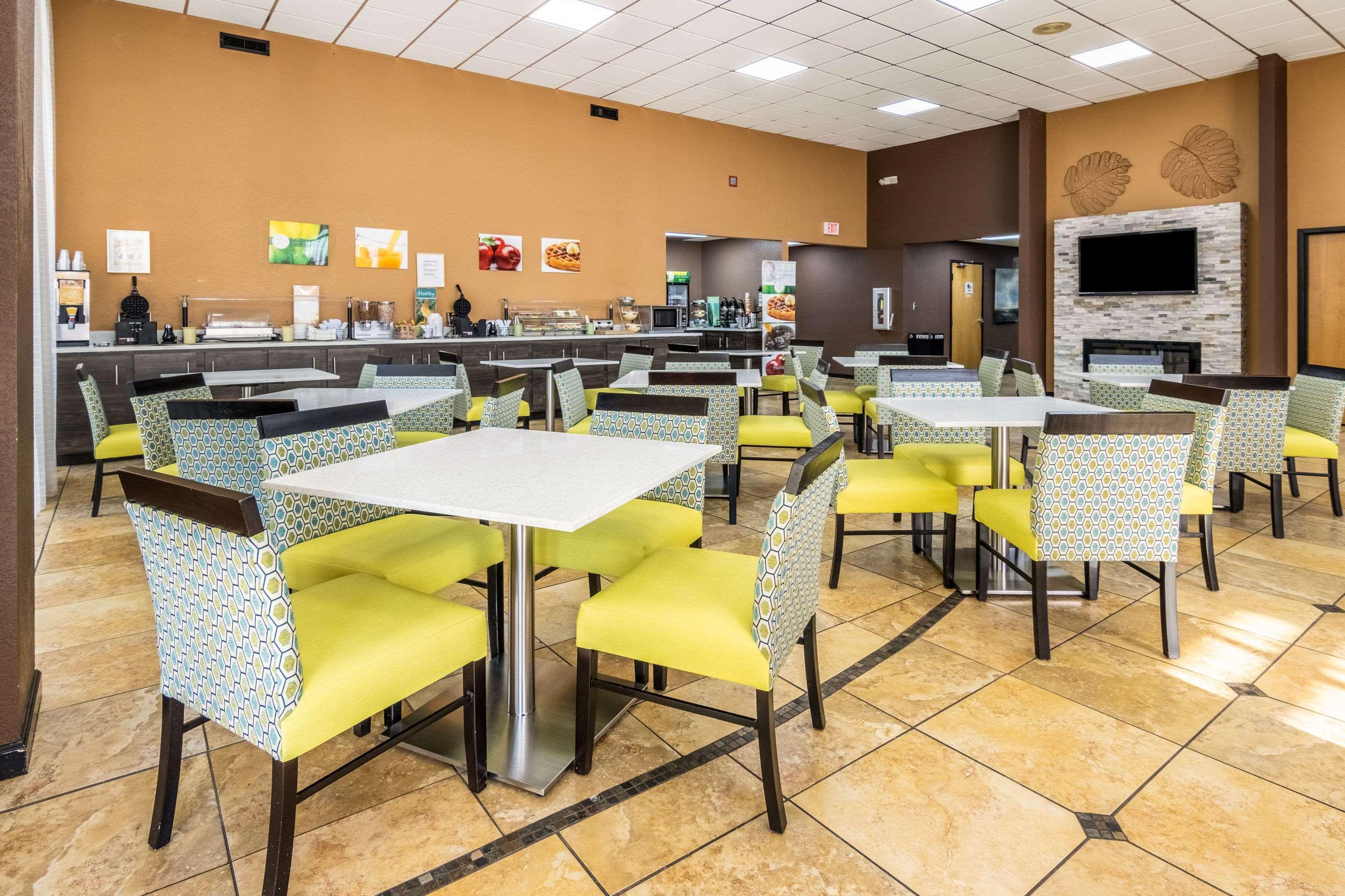 Quality Inn Perry - National Fairgrounds Area Екстер'єр фото