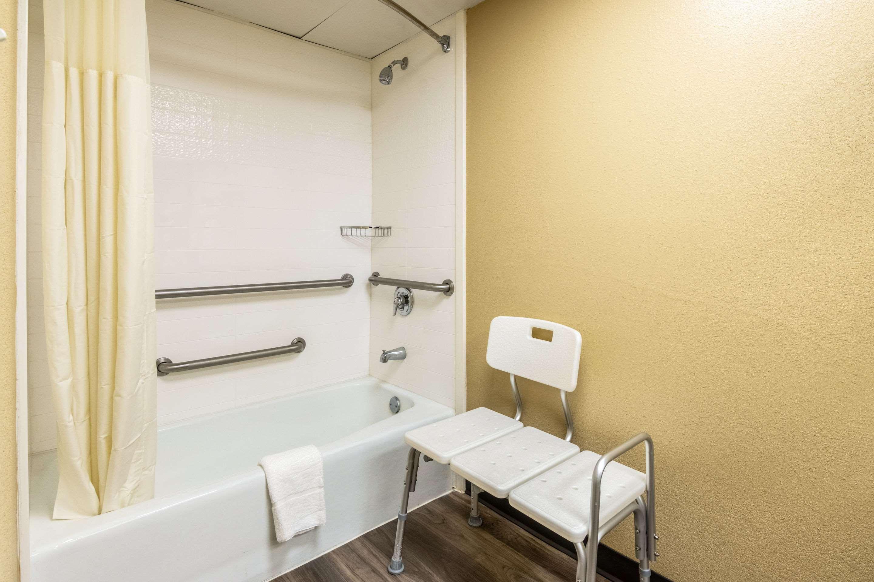 Quality Inn Perry - National Fairgrounds Area Екстер'єр фото